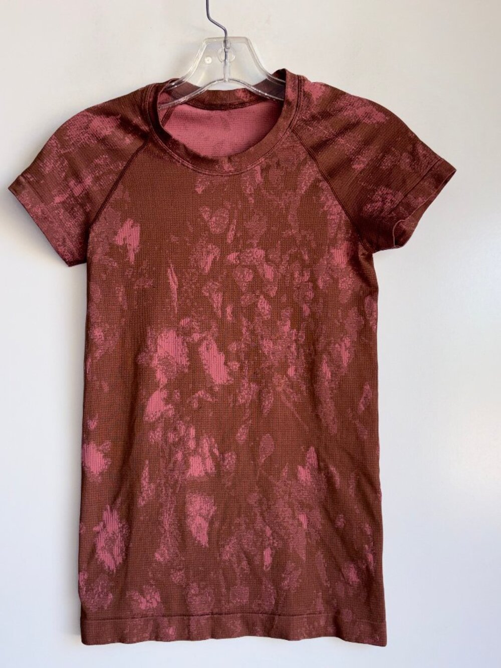 LULULEMON Swiftly Tech Short Sleeve Shirt Size 4